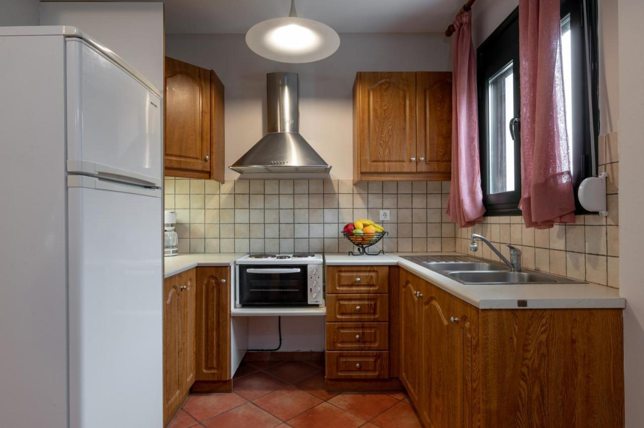 Koxyli Studios & Apartments Kaligata Luaran gambar